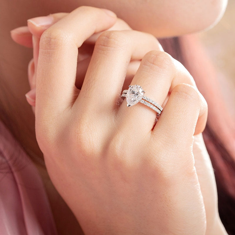 2 Carat Pear Cut Moissanite Diamond  Ring Set (1 pcs / 2 pcs) 925 Sterling Silver MFR8367-1