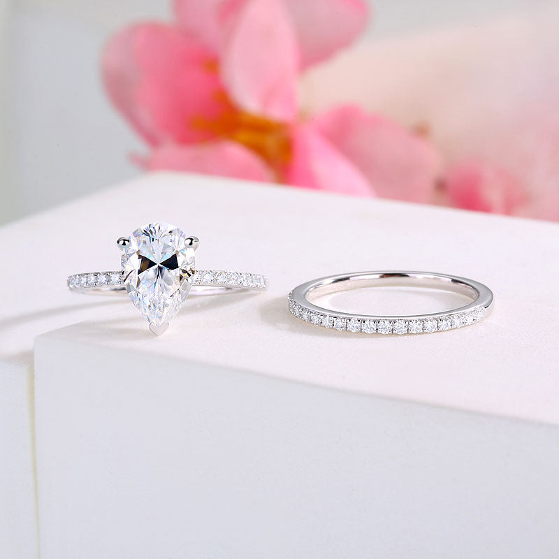 2 Carat Pear Cut Moissanite Diamond  Ring Set (1 pcs / 2 pcs) 925 Sterling Silver MFR8367-4